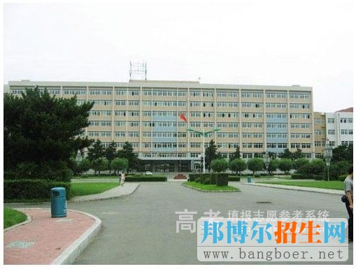 沈陽大學校園一角3944