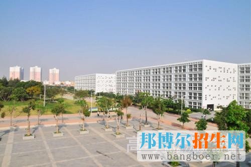 廈門南洋職業(yè)學院校園一角6145