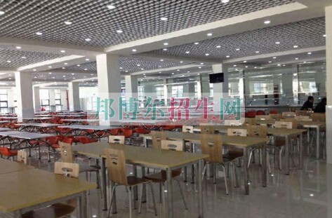 濮陽市衛(wèi)生學(xué)校2021年報(bào)名條件、招生要求