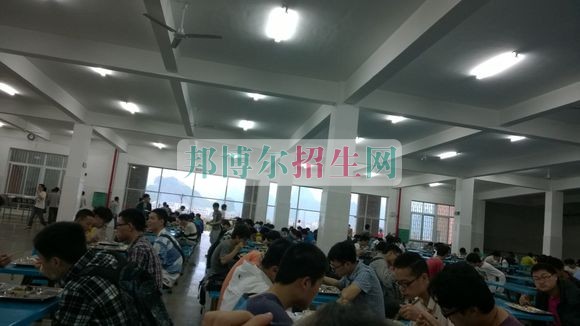 桂林旅游高等?？茖W校宿舍條件