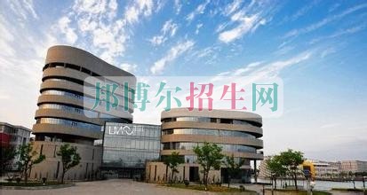 黑龍江工程學院昆侖旅游學院