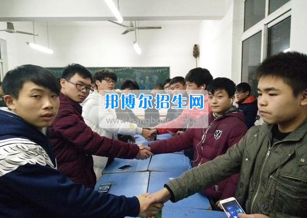 眉山科學技術(shù)學校工科部舉行首屆電子競技班級對抗賽