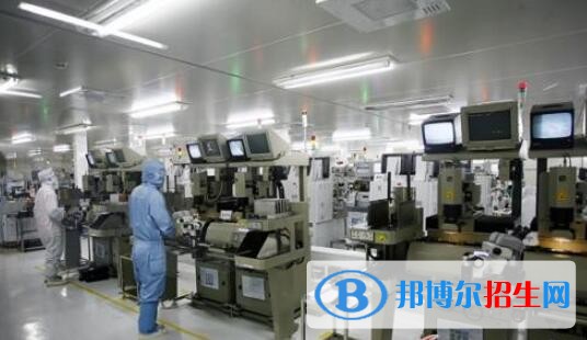 遂寧電力工程學(xué)校2018年報(bào)名條件、招生對(duì)象