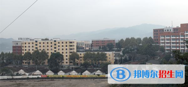 四川核工業(yè)工程學校招生辦聯(lián)系電話