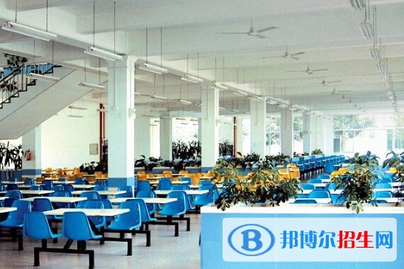 瀘州電子機(jī)械學(xué)校宿舍條件