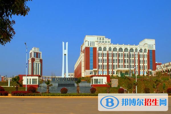 云南外事外語職業(yè)學院2018年報名條件、招生對象