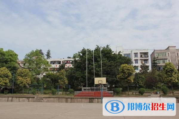 瀘州天宇中等職業(yè)技術(shù)學(xué)校2018年報名條件、招生對象