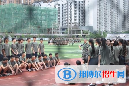 樂山市現(xiàn)代經(jīng)濟(jì)管理學(xué)校2018年報(bào)名條件、招生對(duì)象