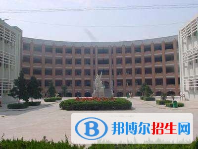西安商貿(mào)科技技術(shù)學校2018年報名條件、招生對象