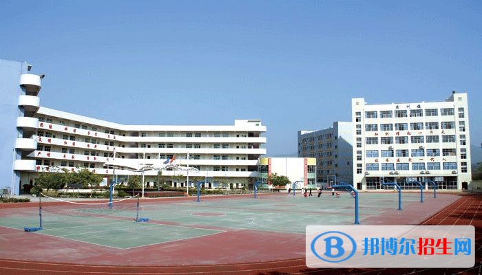 西安市技工學(xué)校2018年報(bào)名條件、招生對(duì)象