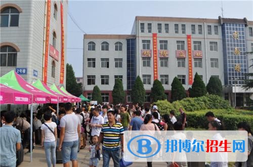 石家莊華醫(yī)醫(yī)學中等專業(yè)學校招生辦聯(lián)系電話