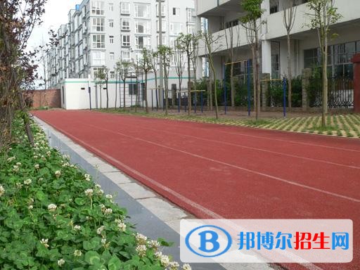 秦皇島大東職業(yè)學(xué)校2018年報(bào)名條件、招生對象