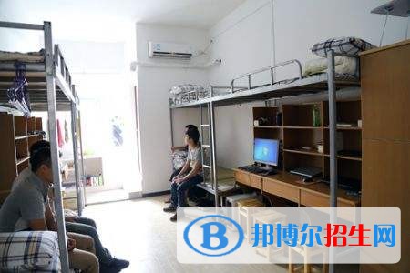 晉州職業(yè)技術中學宿舍條件
