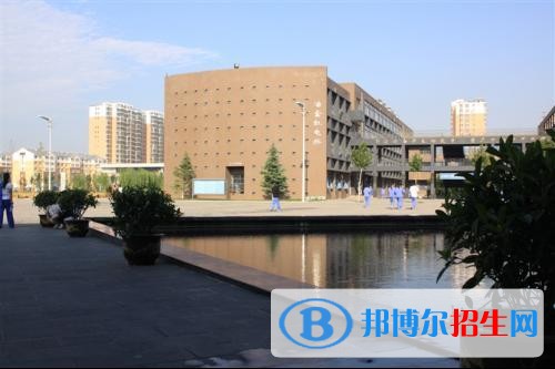 邯鄲工業(yè)學校招生辦聯(lián)系電話