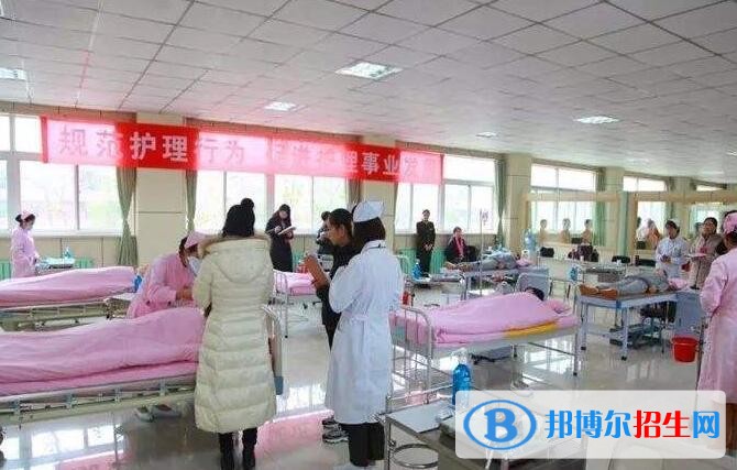 陜西亞太職業(yè)中等專業(yè)學校2018年報名條件、招生對象
