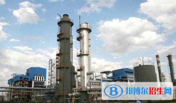 榆林能源化工職業(yè)學校2018年報名條件、招生對象