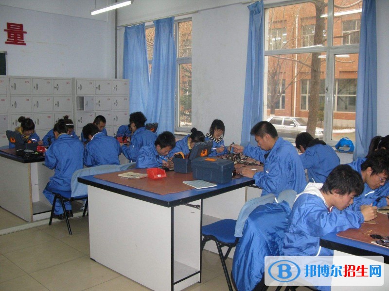 合陽職業(yè)技術教育中心招生辦聯(lián)系電話