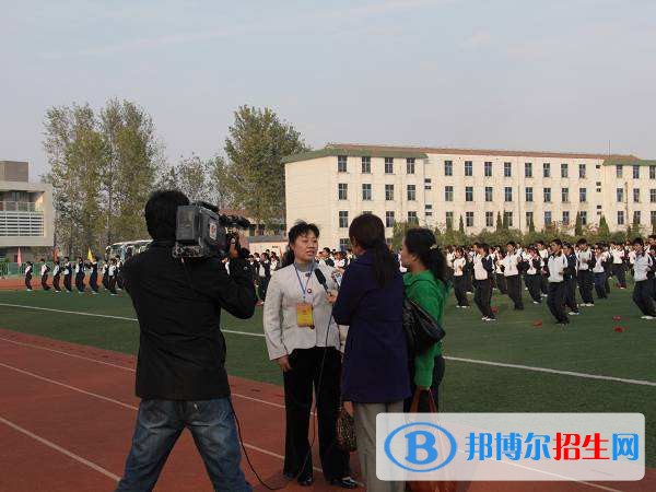 西安雁塔區(qū)職業(yè)高級(jí)中學(xué)2018年報(bào)名條件、招生對(duì)象