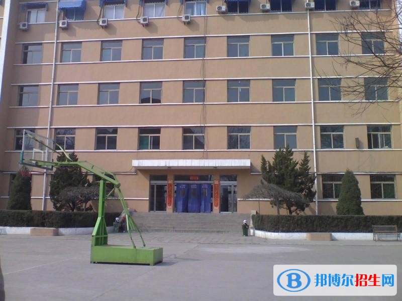 山西商務(wù)學(xué)校2018年報(bào)名條件、招生對象