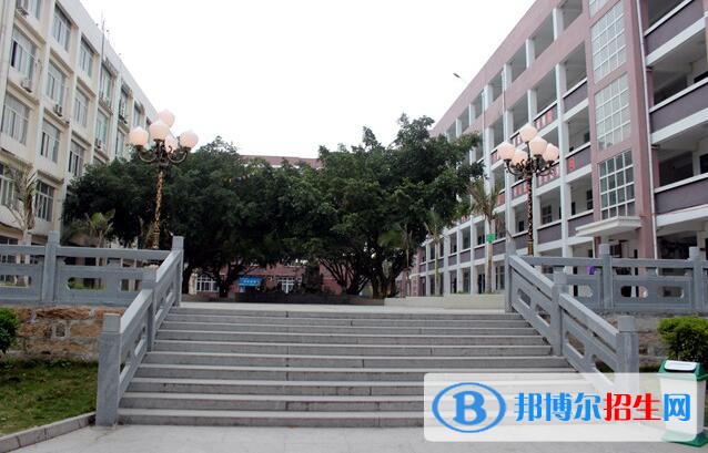 招遠第三職業(yè)中專網站網址