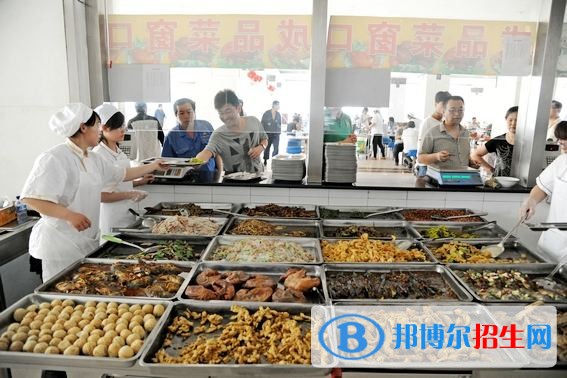 山東英才高級技工學(xué)校宿舍條件