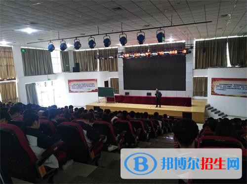 安丘職業(yè)中等專業(yè)學校2018年報名條件、招生對象