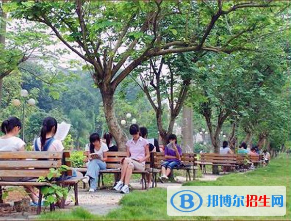 山東科技專修學(xué)院2018年報(bào)名條件、招生對(duì)象