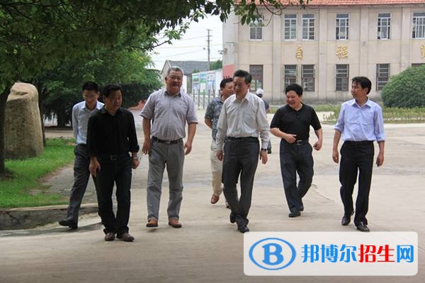萊西市機(jī)械工程學(xué)校報(bào)名條件、招生對象