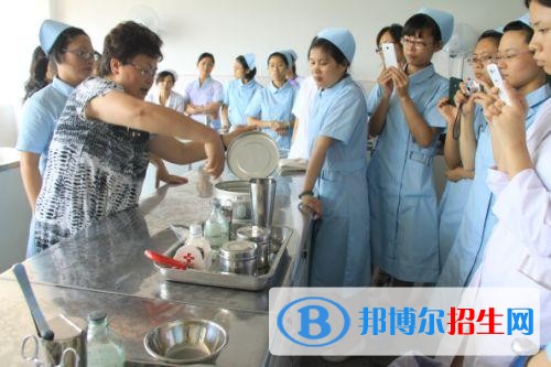 重慶什么是中專學校