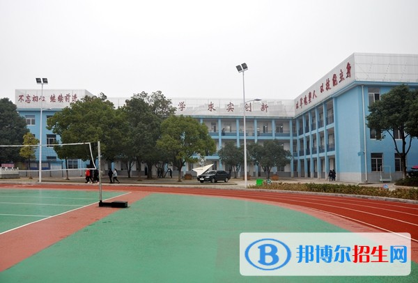 莒南縣職業(yè)教育中心2018年報名條件、招生對象