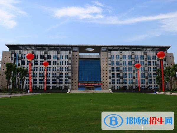 重慶水利電力職業(yè)技術(shù)學(xué)院?jiǎn)握谐煽?jī)查詢時(shí)間