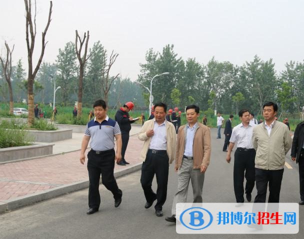 豐縣職業(yè)技術(shù)教育中心2018年報(bào)名條件、招生對(duì)象