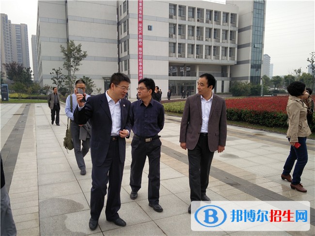 江蘇城鎮(zhèn)建設(shè)學(xué)校2019年報(bào)名條件、招生對象