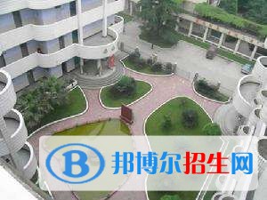 成都中專學校一般讀幾年