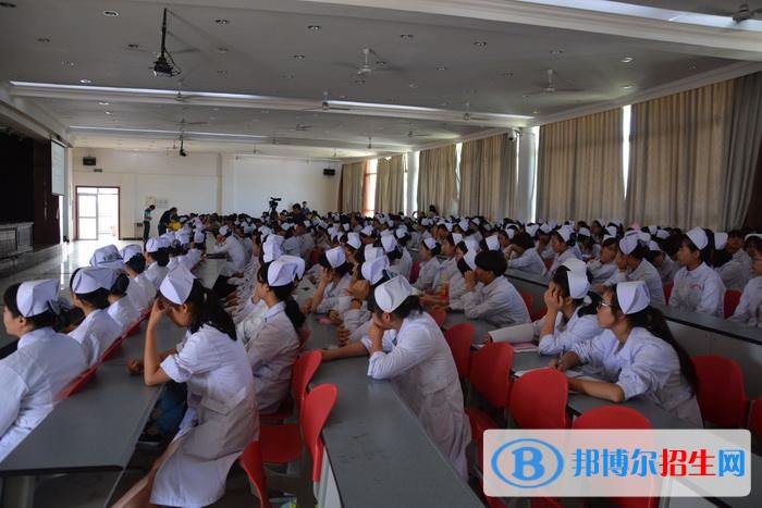 成都中學畢業(yè)讀什么中專學校