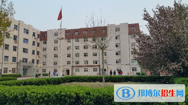 金橋職業(yè)學校招生辦聯(lián)系電話