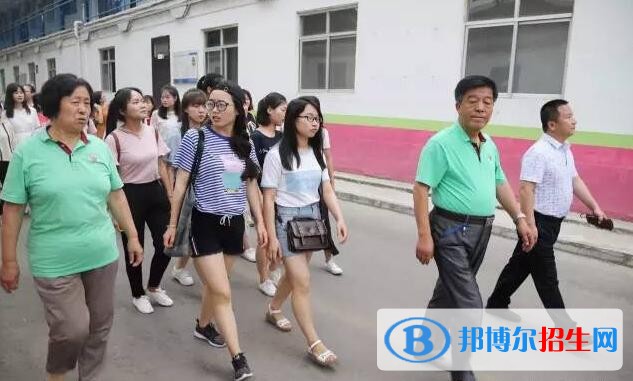 陜西初中畢業(yè)上什么中專學校好