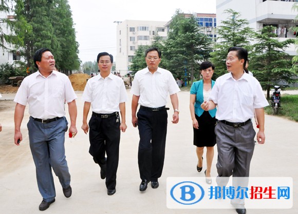 宿遷職業(yè)高級(jí)中學(xué)2019年報(bào)名條件、招生對(duì)象