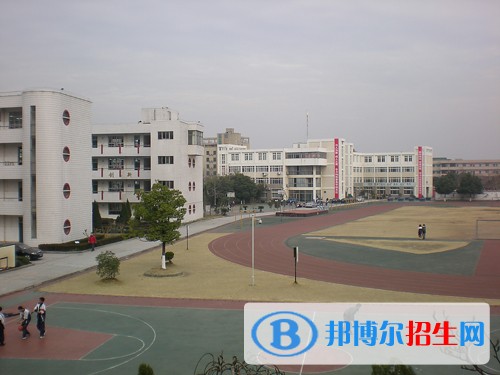 貴州適合高中畢業(yè)的中專學校