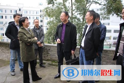 遵義沒(méi)有初中畢業(yè)證可以讀中專學(xué)校嗎