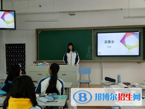 玉溪高中女生讀什么中專學校好