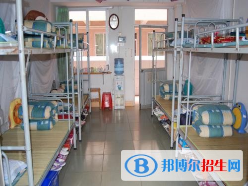 楚雄讀什么中專學校