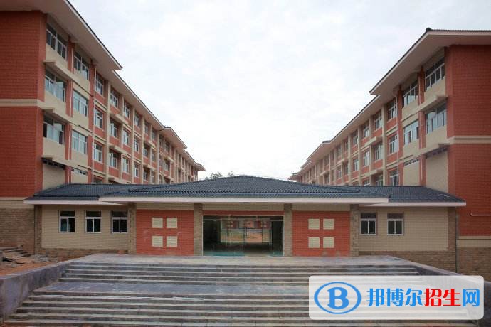 四川中醫(yī)藥高等?？茖W(xué)校五年制大專學(xué)校地址