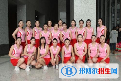 楚雄女生學什么中專學校好