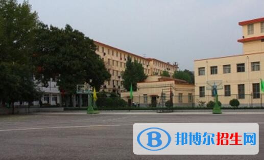 山西輕工職業(yè)技術(shù)學(xué)院單招報名條件