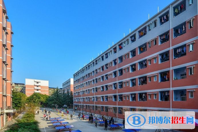 南充中專學(xué)校哪個(gè)比較好