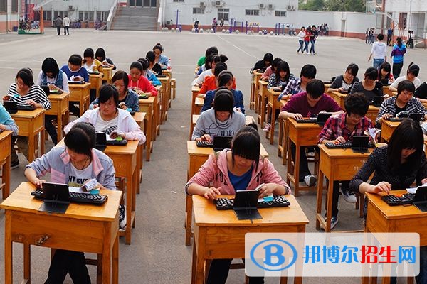 南充中專學(xué)校哪個專業(yè)最好