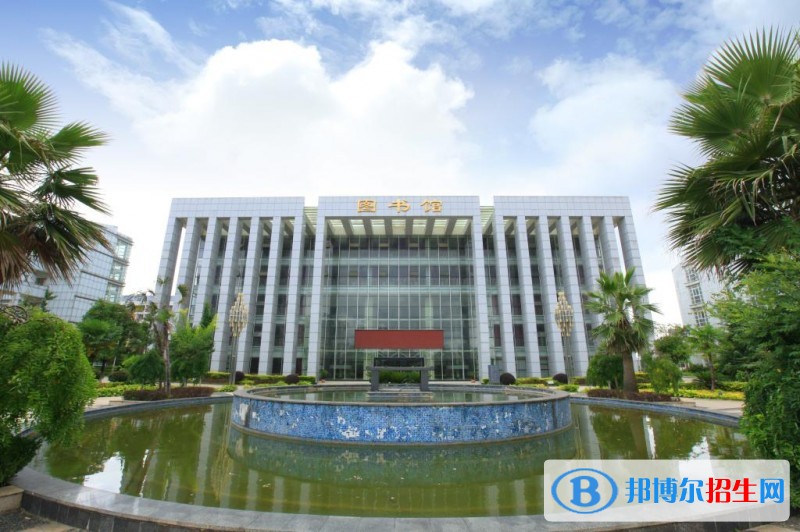 貴陽護(hù)理職業(yè)學(xué)院五年制大專2019年報名條件、招生對象
