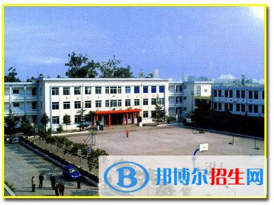 四川交通運(yùn)輸職業(yè)學(xué)校五年制大專(zhuān)收費(fèi)標(biāo)準(zhǔn)
