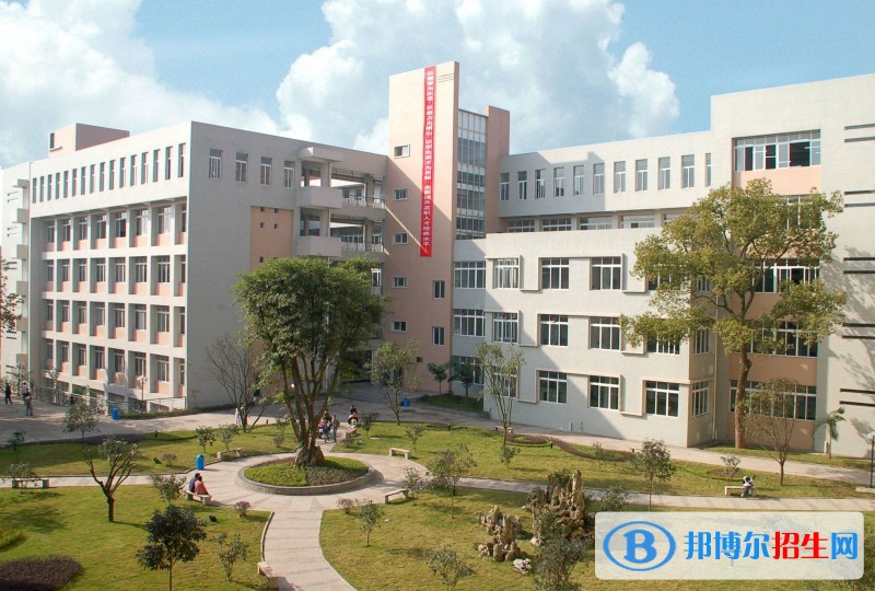 瀘州職業(yè)技術學院五年制大專學校網址